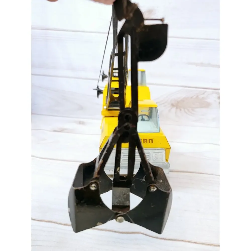 Nylint Vintage Pressed Steel Crane Truck 1:18 Scale Yellow Black Construction